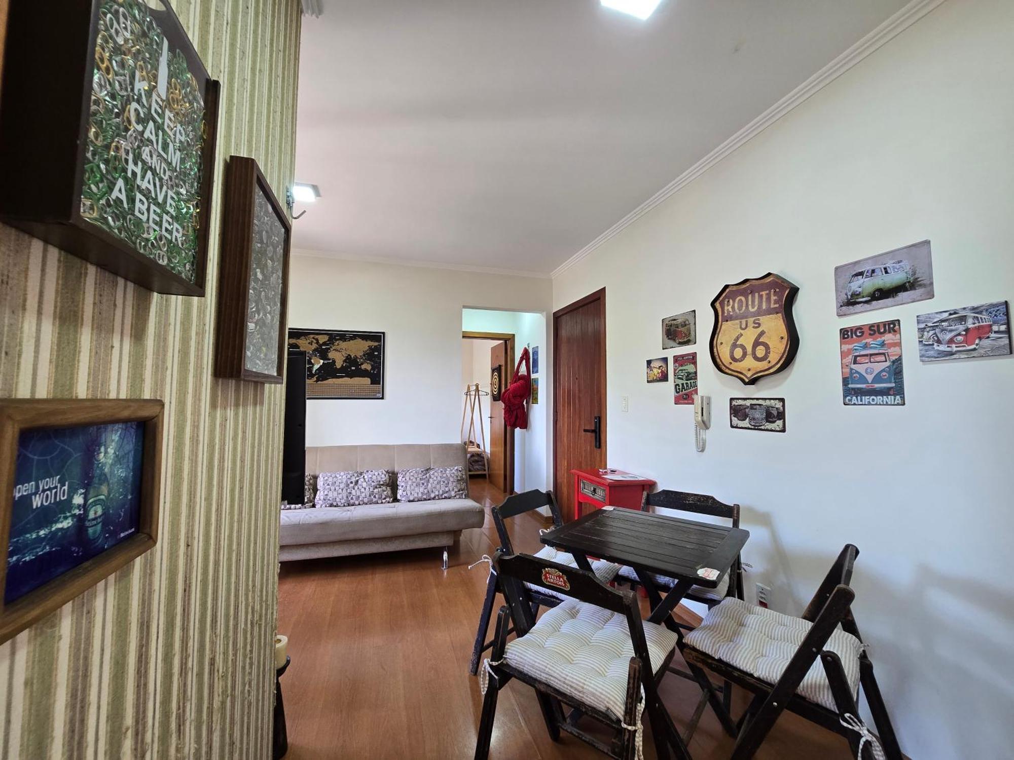 Em Otima Localizacao Com Garagem Apartment